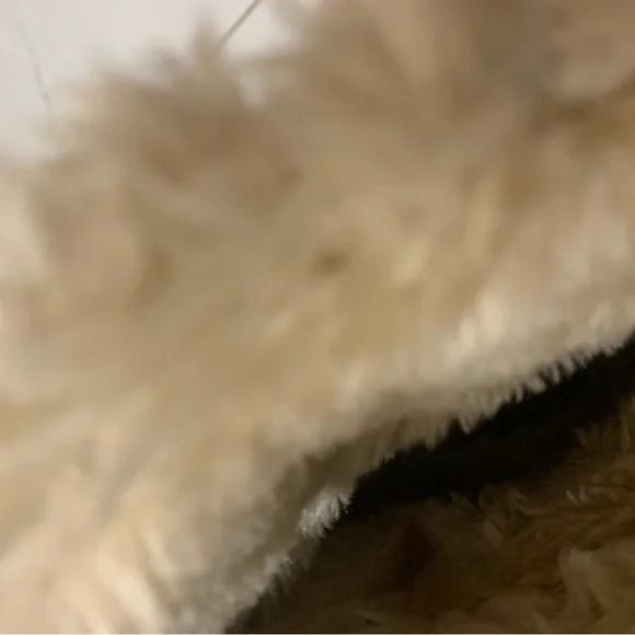 4/$15 G by Guess Addalyn fur boots - Picture 6 of 9